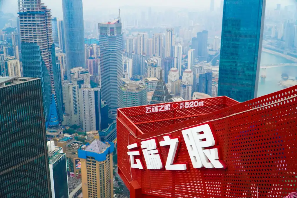 家居百货选购指南：如何为社区家庭选择合适的垃圾桶