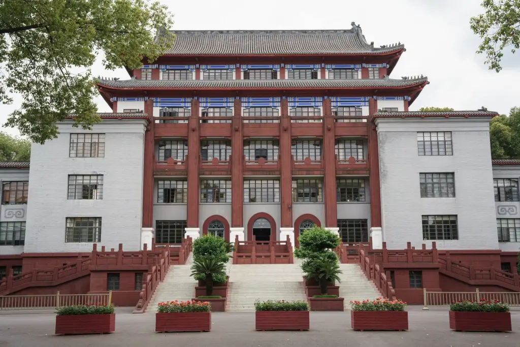 昆明家居百货零售观察：社区生活用品供应的精细化趋势