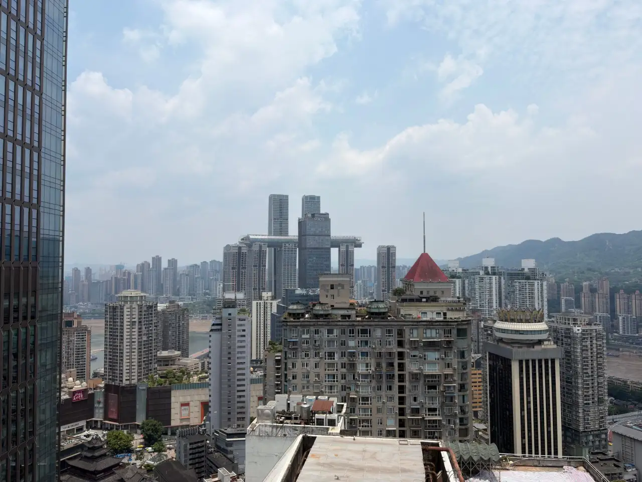 昆明社区家居百货选购指南：拖把扫把与垃圾桶的实用配置方案