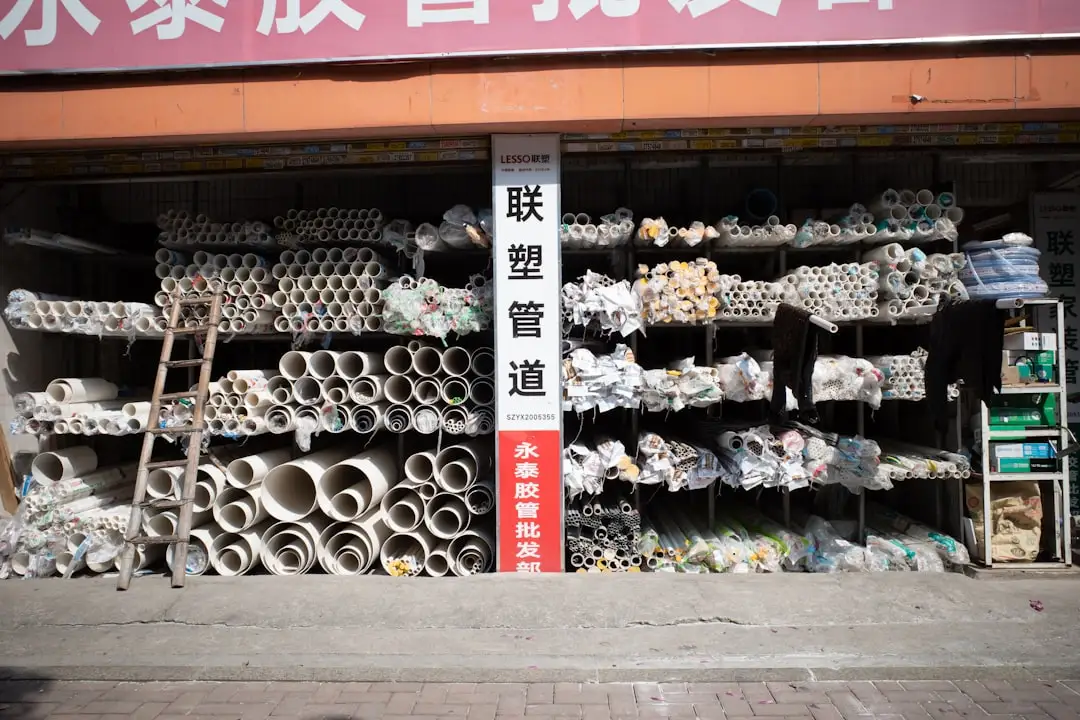 昆明家庭清洁工具选购指南：拖把扫帚与垃圾桶搭配方案