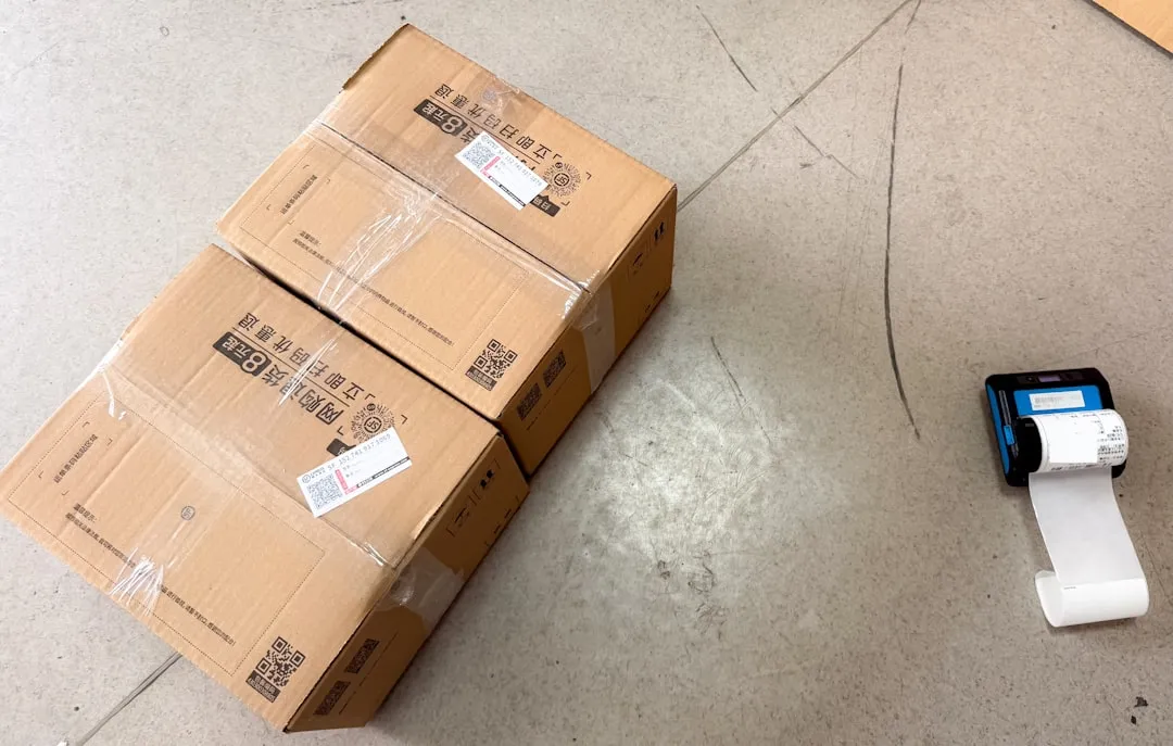 昆明家居百货零售选品观察：拖把扫把与垃圾桶的社区需求分析