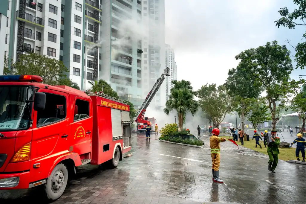 昆明榕慧百货商行拖把扫把型号参数对比与选购建议