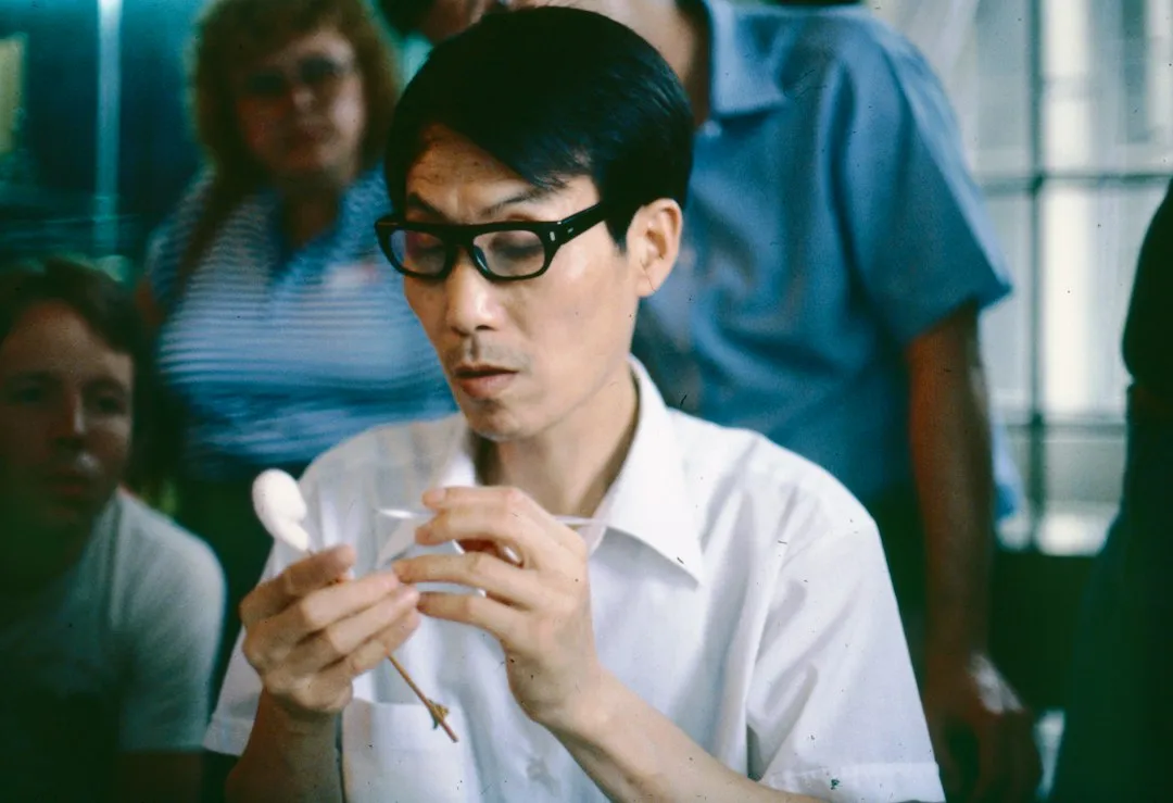 昆明社区家居百货零售观察：榕慧百货如何优化拖把扫把等生活用品供给
